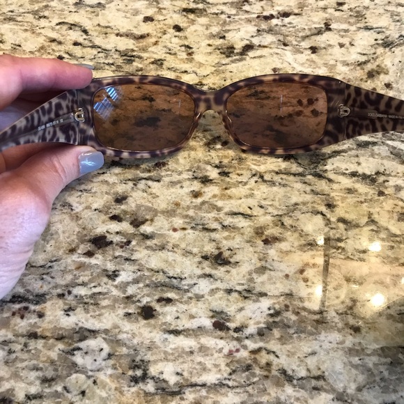 Dolce & Cabbana Sun Glasses - Picture 4 of 4